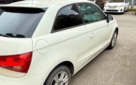 Audi A1, 2011 год, 1 050 000 рублей, 6 фотография