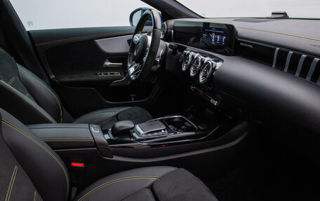 Mercedes-Benz CLA AMG, 2021 год, 4 770 000 рублей, 9 фотография