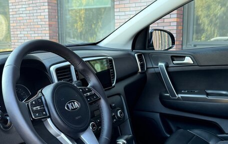 KIA Sportage IV рестайлинг, 2018 год, 2 270 000 рублей, 4 фотография