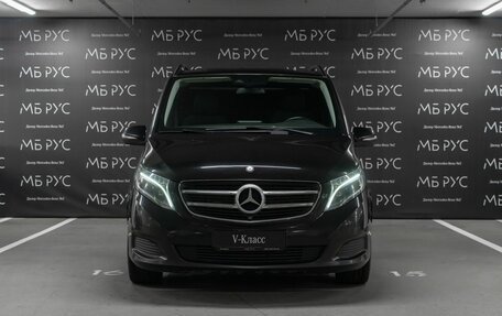 Mercedes-Benz V-Класс, 2015 год, 6 000 000 рублей, 2 фотография