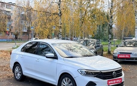 Volkswagen Polo VI (EU Market), 2021 год, 950 000 рублей, 2 фотография