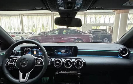 Mercedes-Benz A-Класс, 2023 год, 1 520 000 рублей, 10 фотография