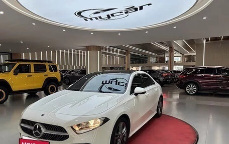 Mercedes-Benz A-Класс, 2023 год, 1 520 000 рублей, 2 фотография