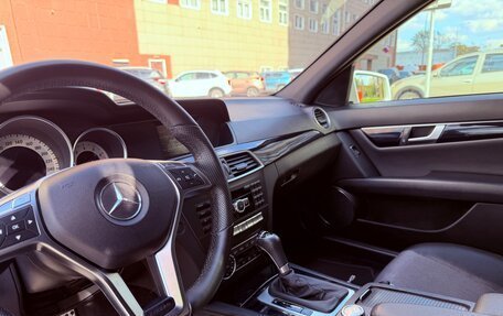 Mercedes-Benz C-Класс, 2011 год, 1 400 000 рублей, 5 фотография