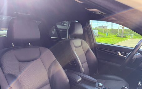 Mercedes-Benz C-Класс, 2011 год, 1 400 000 рублей, 13 фотография