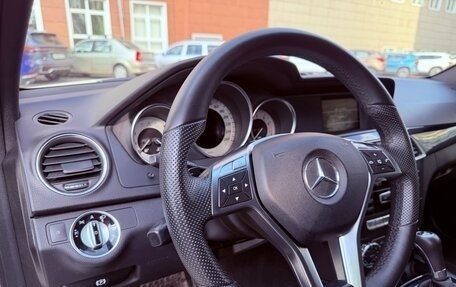 Mercedes-Benz C-Класс, 2011 год, 1 400 000 рублей, 6 фотография