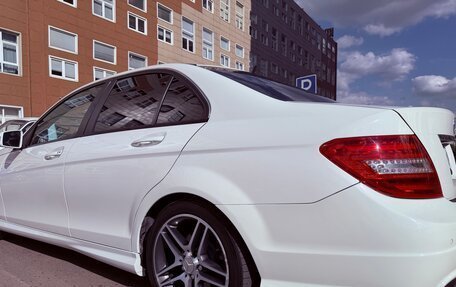 Mercedes-Benz C-Класс, 2011 год, 1 400 000 рублей, 21 фотография