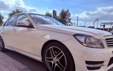 Mercedes-Benz C-Класс, 2011 год, 1 400 000 рублей, 26 фотография
