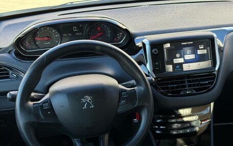 Peugeot 208 II, 2013 год, 849 000 рублей, 13 фотография