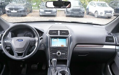Ford Explorer VI, 2018 год, 2 009 000 рублей, 7 фотография