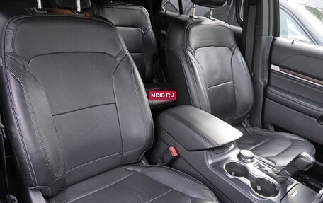 Ford Explorer VI, 2018 год, 2 009 000 рублей, 19 фотография