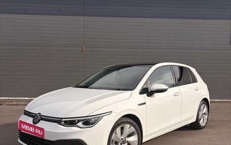 Volkswagen Golf VIII, 2021 год, 1 770 000 рублей, 2 фотография