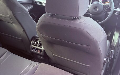 Volkswagen Golf VIII, 2021 год, 1 770 000 рублей, 18 фотография