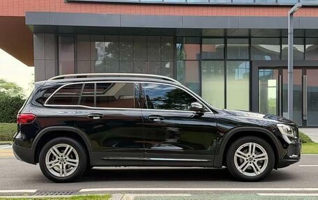 Mercedes-Benz GLB, 2022 год, 2 300 000 рублей, 6 фотография