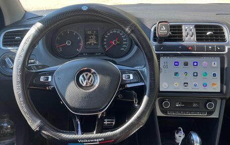 Volkswagen Polo VI (EU Market), 2016 год, 900 000 рублей, 6 фотография