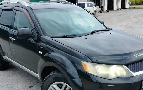 Mitsubishi Outlander III рестайлинг 3, 2008 год, 840 000 рублей, 4 фотография