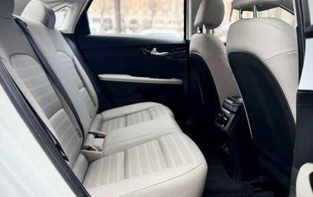 KIA K3, 2023 год, 1 490 002 рублей, 13 фотография