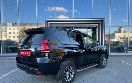 Toyota Land Cruiser Prado 150 рестайлинг 2, 2018 год, 3 930 000 рублей, 7 фотография