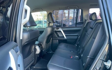 Toyota Land Cruiser Prado 150 рестайлинг 2, 2018 год, 3 930 000 рублей, 16 фотография