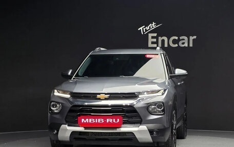 Chevrolet TrailBlazer, 2022 год, 1 737 000 рублей, 2 фотография