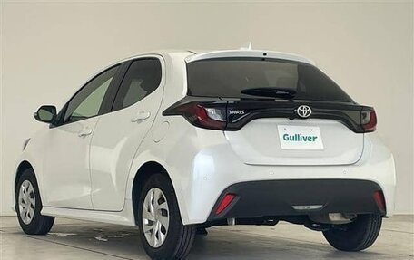 Toyota Yaris, 2023 год, 770 002 рублей, 3 фотография