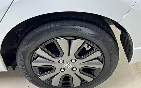 Honda Fit, 2022 год, 1 400 000 рублей, 6 фотография