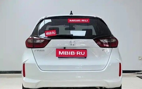 Honda Fit, 2022 год, 1 400 000 рублей, 5 фотография