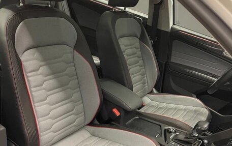 Volkswagen Tiguan II, 2022 год, 4 300 000 рублей, 9 фотография