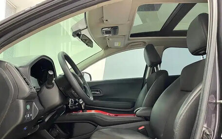 Honda Vezel, 2022 год, 1 600 000 рублей, 12 фотография