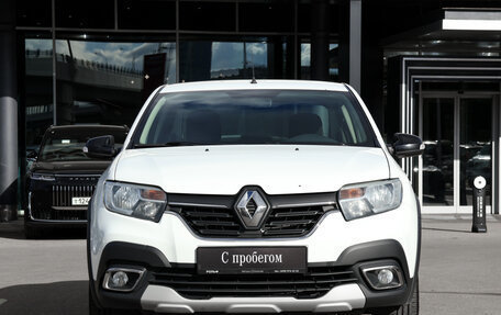 Renault Logan II, 2022 год, 1 250 000 рублей, 2 фотография