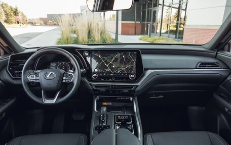Lexus TX, 2023 год, 10 000 000 рублей, 5 фотография