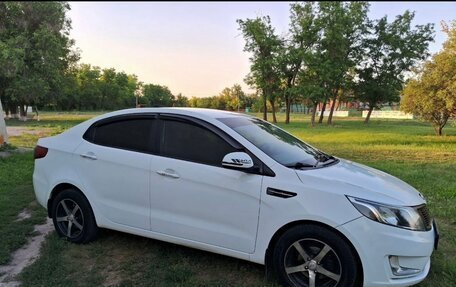 KIA Rio III рестайлинг, 2013 год, 990 000 рублей, 3 фотография