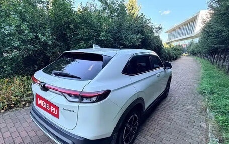 Honda Vezel, 2023 год, 1 867 000 рублей, 4 фотография