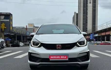 Honda Fit, 2024 год, 1 140 017 рублей, 2 фотография