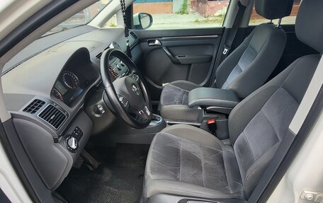 Volkswagen Touran III, 2012 год, 910 000 рублей, 15 фотография