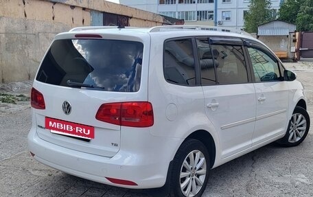 Volkswagen Touran III, 2012 год, 910 000 рублей, 7 фотография