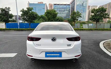 Mazda 3, 2022 год, 1 318 000 рублей, 8 фотография