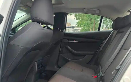 Mazda 3, 2022 год, 1 318 000 рублей, 13 фотография