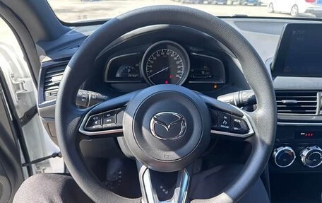Mazda CX-4, 2023 год, 1 911 000 рублей, 9 фотография