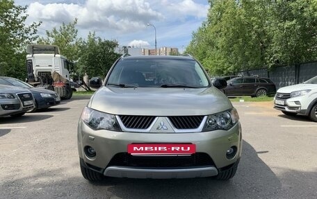Mitsubishi Outlander III рестайлинг 3, 2008 год, 1 500 000 рублей, 3 фотография