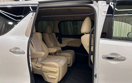 Toyota Alphard III, 2018 год, 4 299 900 рублей, 19 фотография