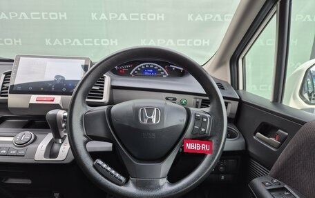 Honda Freed I, 2011 год, 1 050 000 рублей, 5 фотография