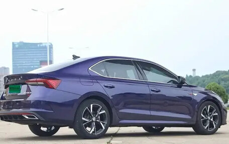 Skoda Octavia IV, 2022 год, 1 553 000 рублей, 4 фотография