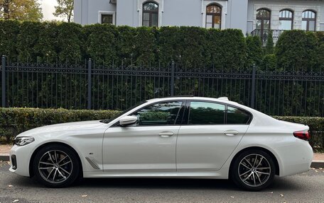 BMW 5 серия, 2022 год, 4 690 000 рублей, 13 фотография