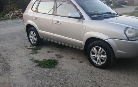 Hyundai Tucson III, 2008 год, 800 000 рублей, 12 фотография