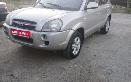 Hyundai Tucson III, 2008 год, 800 000 рублей, 13 фотография