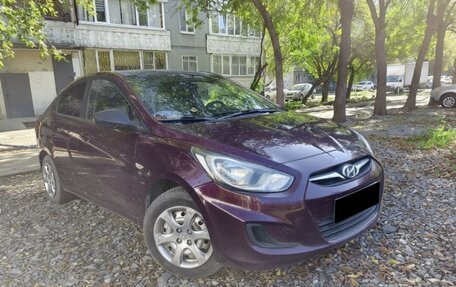 Hyundai Solaris II рестайлинг, 2012 год, 790 000 рублей, 2 фотография