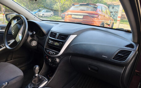 Hyundai Solaris II рестайлинг, 2012 год, 790 000 рублей, 16 фотография