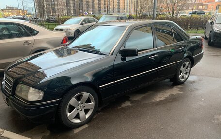 Mercedes-Benz C-Класс, 1994 год, 380 000 рублей, 2 фотография