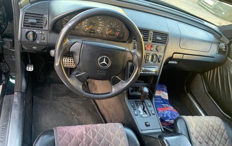 Mercedes-Benz C-Класс, 1994 год, 380 000 рублей, 14 фотография